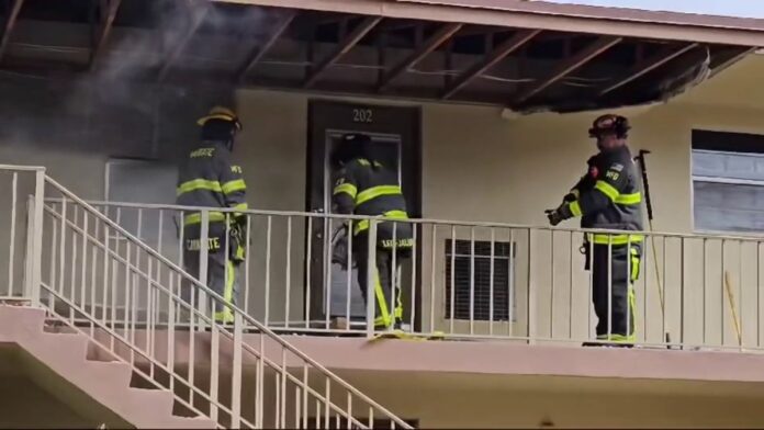 2 people trapped by debris after partial roof collapse in Margate – NBC 6 South Florida