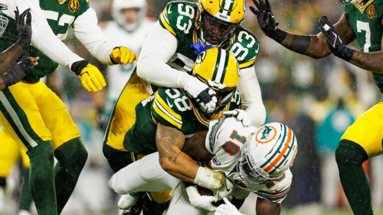 Dolphins lose 30-17 to Packers at Lambeau Field – NBC 6 South Florida