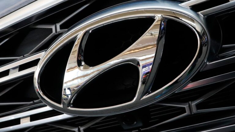 Hyundai, Kia recall over 208,000 electric vehicles – NBC 6 South Florida