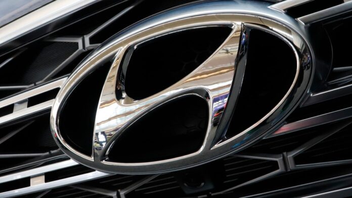 Hyundai, Kia recall over 208,000 electric vehicles – NBC Chicago