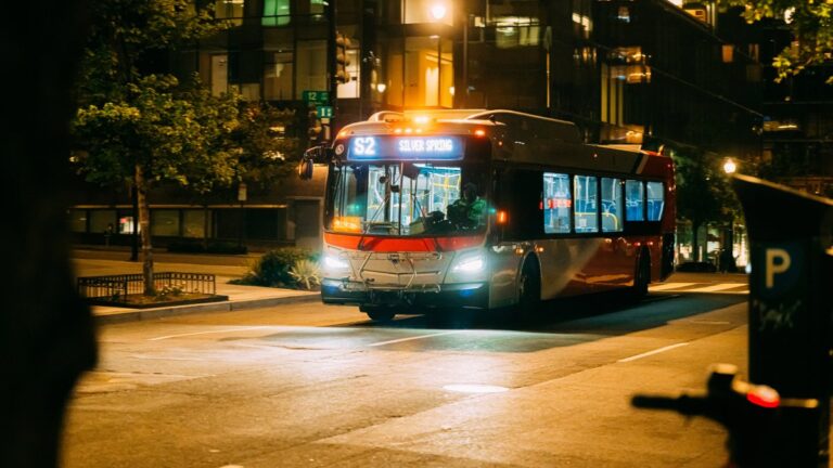 Metro prepares to crack down on bus fare evasion – NBC4 Washington