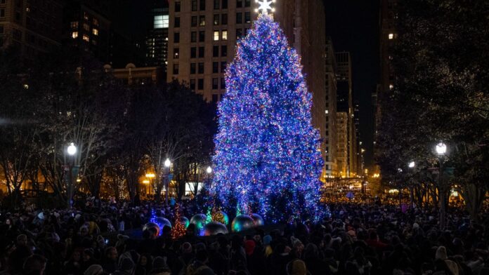 Things to do around the Chicago area on unofficial holiday kickoff weekend – NBC Chicago