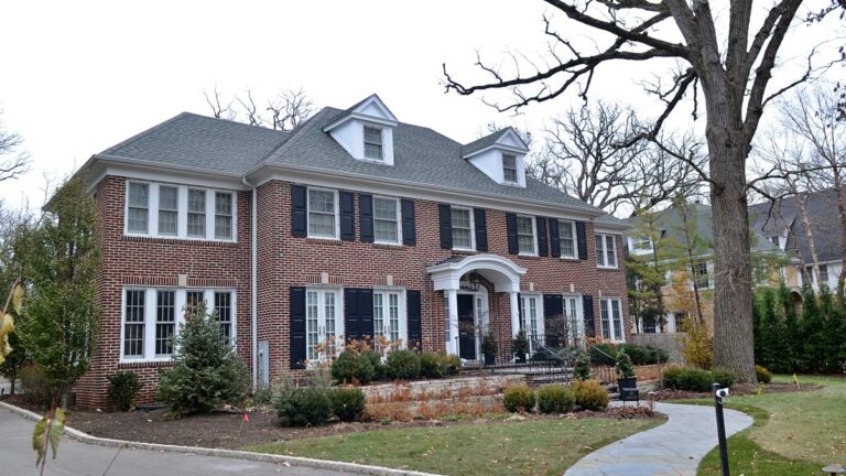 Where is the ‘Home Alone’ house? How you can see it up-close – NBC Chicago