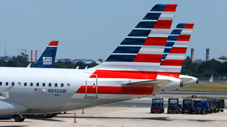 American Airlines resumes operations after earlier grounding flights – NBC4 Washington