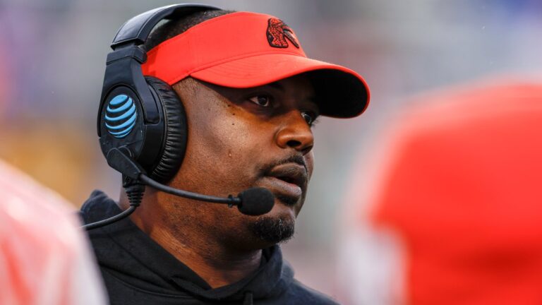FIU hires Willie Simmons as football coach – NBC 6 South Florida