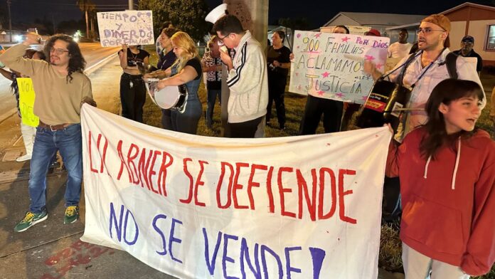 FIU students join protests as demolitions go on at Sweetwater mobile home park – NBC 6 South Florida