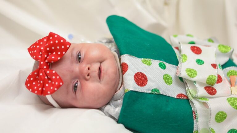 NICU babies at Children’s National get festive Christmas outfits – NBC4 Washington