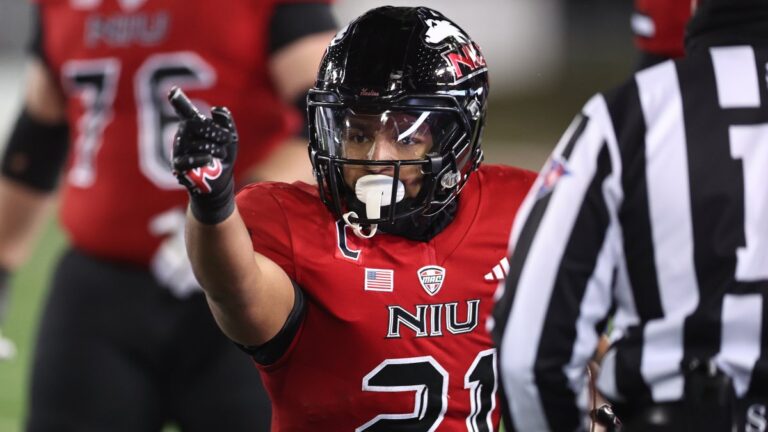 Northern Illinois bowl game set vs. Fresno State – NBC Chicago