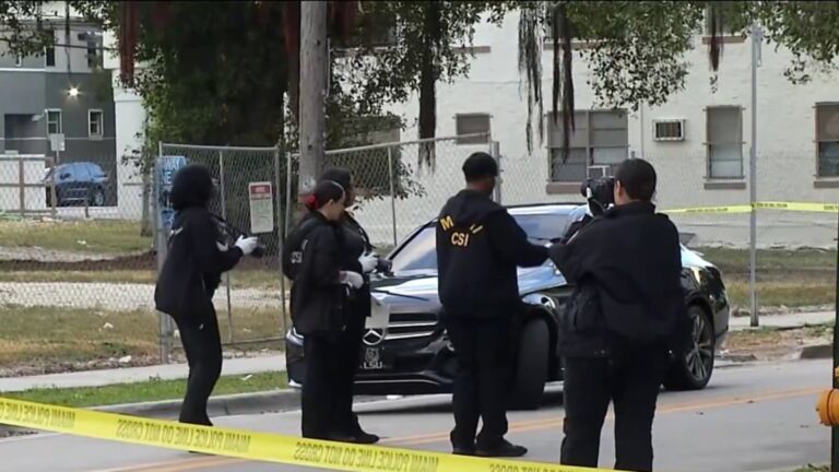 Shootout after victim said 3 men tried to steal his jewelry – NBC 6 South Florida