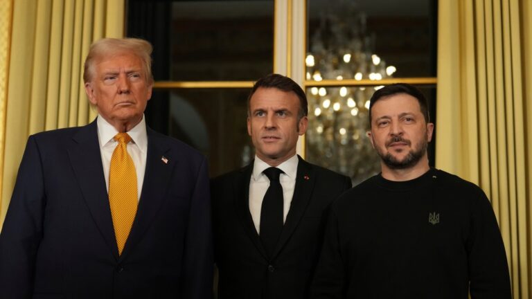 Trump meets with Zelenskyy and Macron in Aris – NBC 6 South Florida