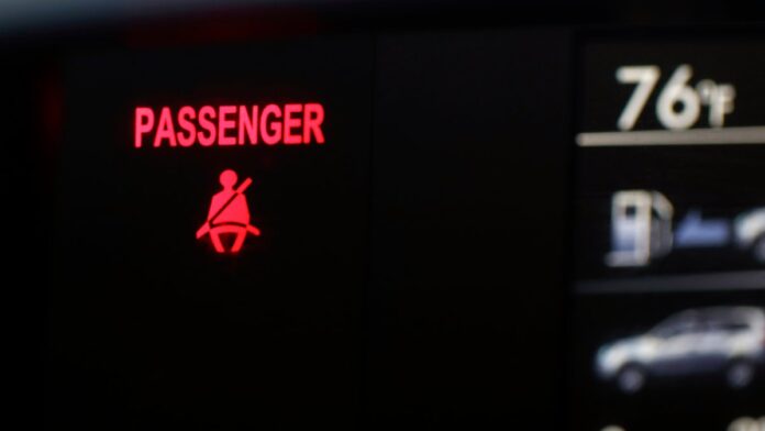 US to require passenger vehicles to sound alarms if rear passengers don’t buckle up – NBC 6 South Florida